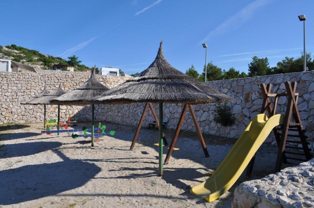 Fjaka Luxury Mobile Home - Oaza Mira Camping Croatia ドラゲ エクステリア 写真