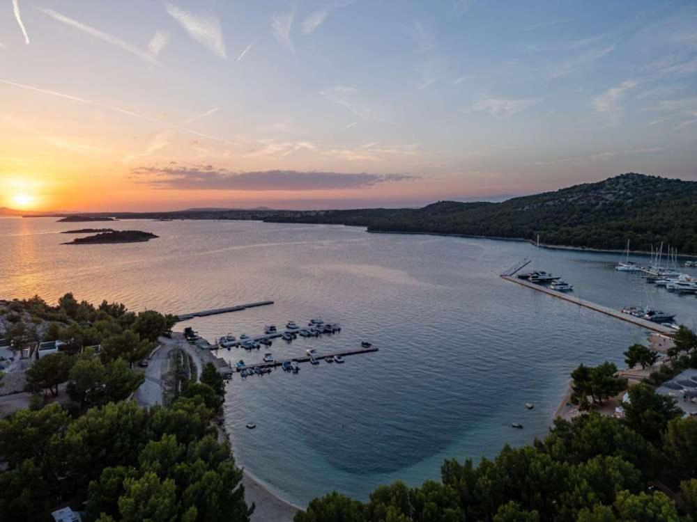 Fjaka Luxury Mobile Home - Oaza Mira Camping Croatia ドラゲ エクステリア 写真